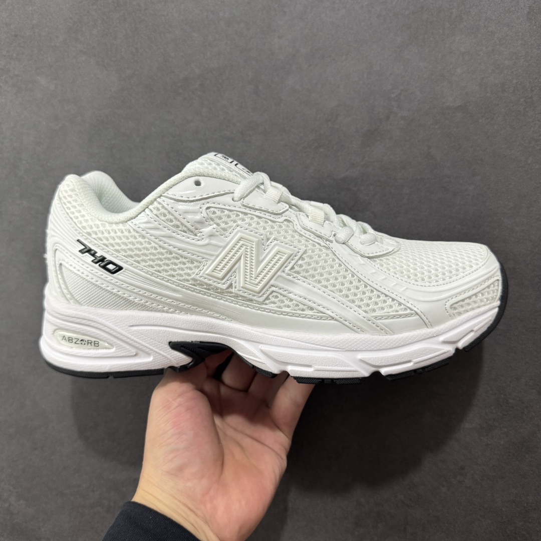  
【K版纯原】New Balance 740 复古跑鞋 
小红书爆款 官网售罄
这双鞋确实是NB家经典