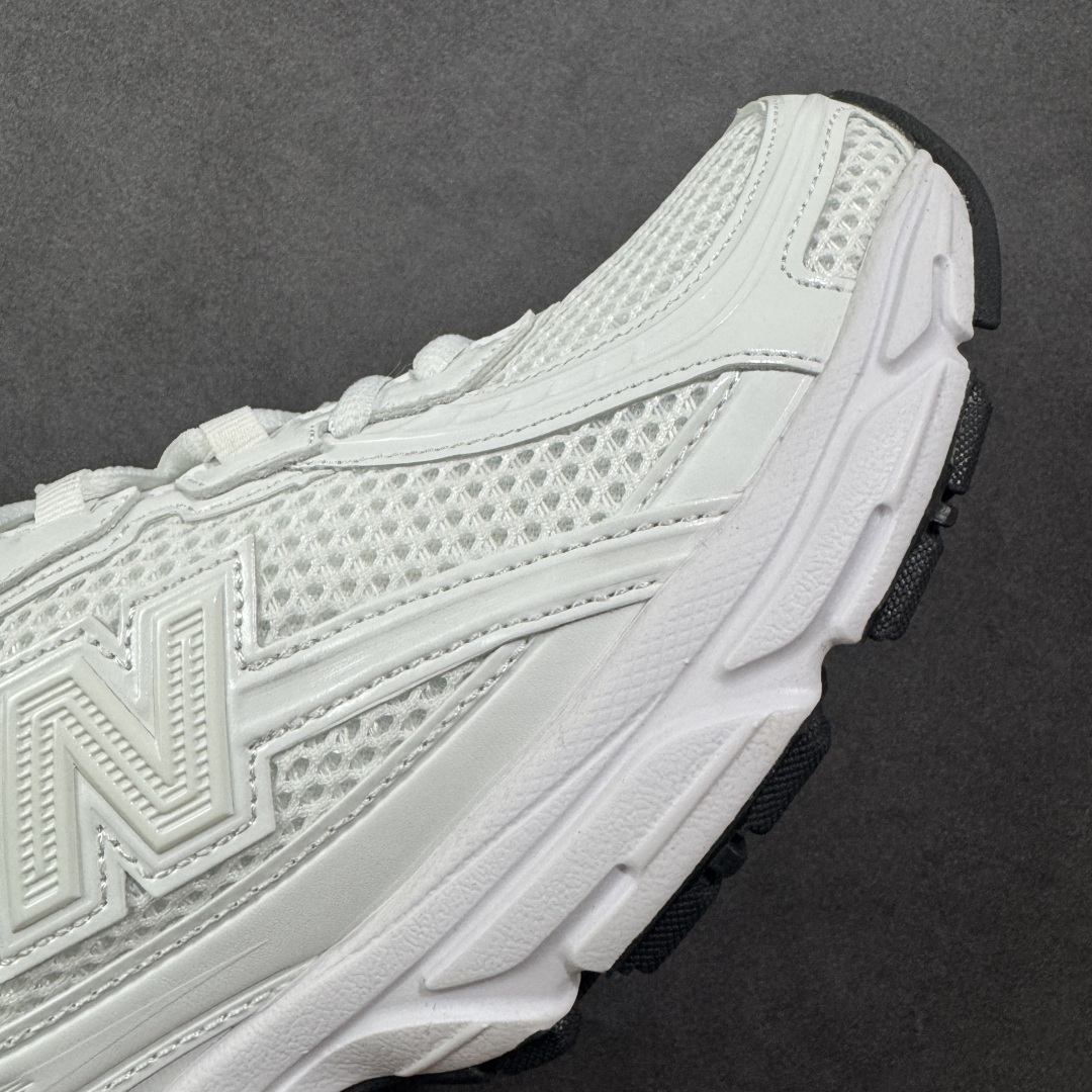  
【K版纯原】New Balance 740 复古跑鞋 
小红书爆款 官网售罄
这双鞋确实是NB家经典