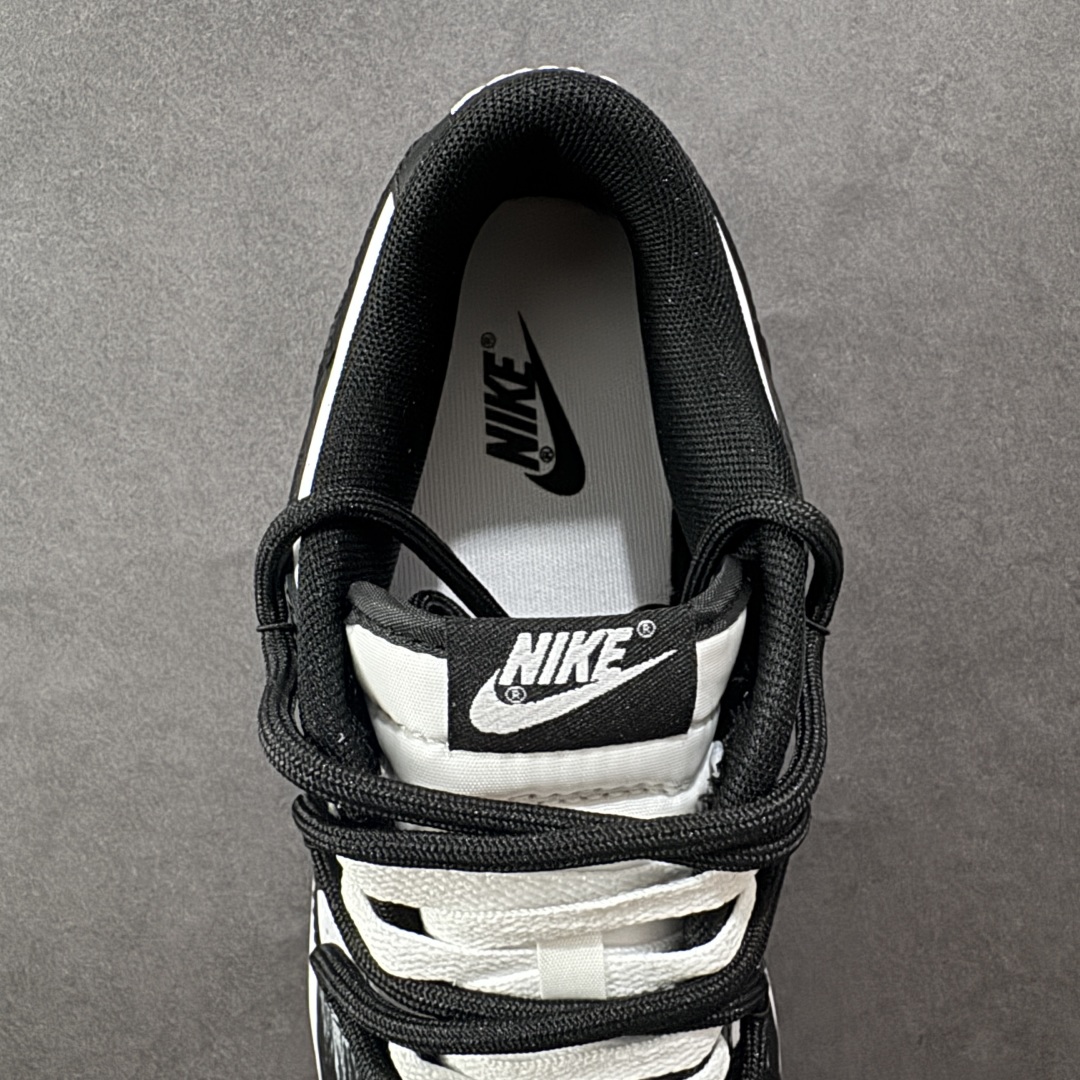  
【纯原】Nike Dunk Low 死神曼巴 黑白
此款以经典黑白美学为主色调，鞋面撞色泼墨如毒液侵