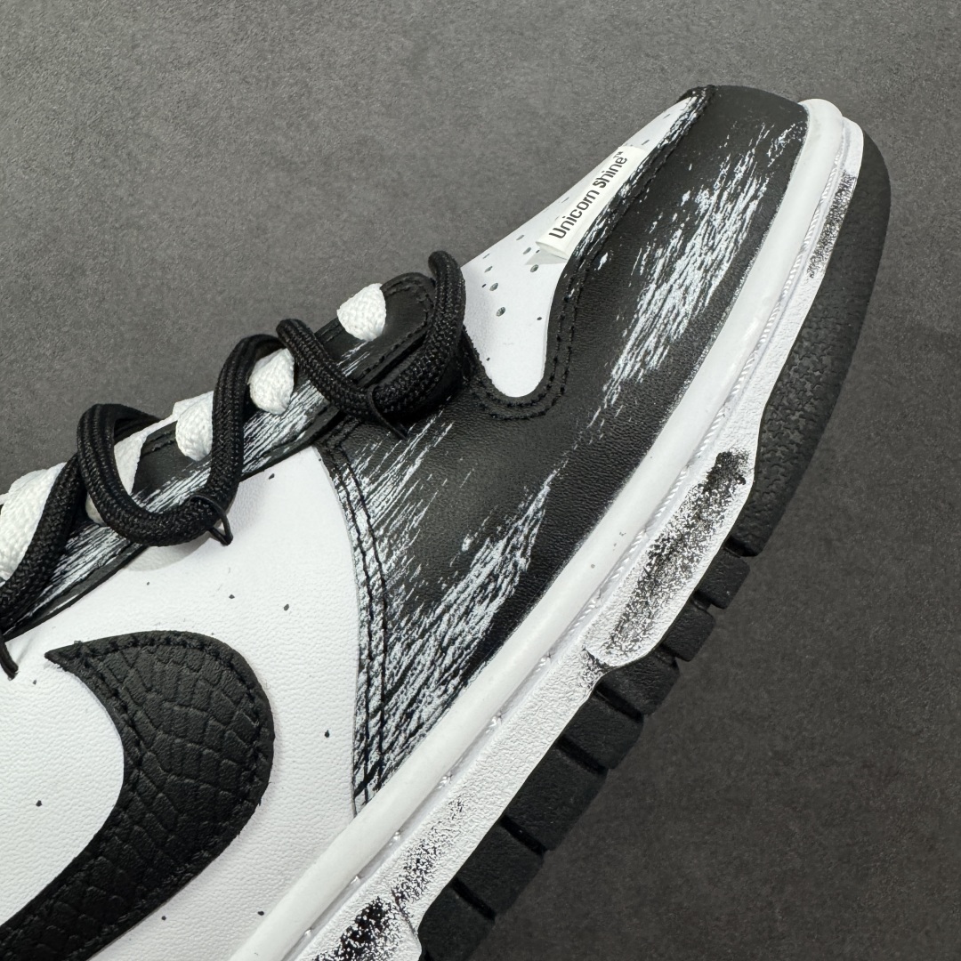  
【纯原】Nike Dunk Low 死神曼巴 黑白
此款以经典黑白美学为主色调，鞋面撞色泼墨如毒液侵