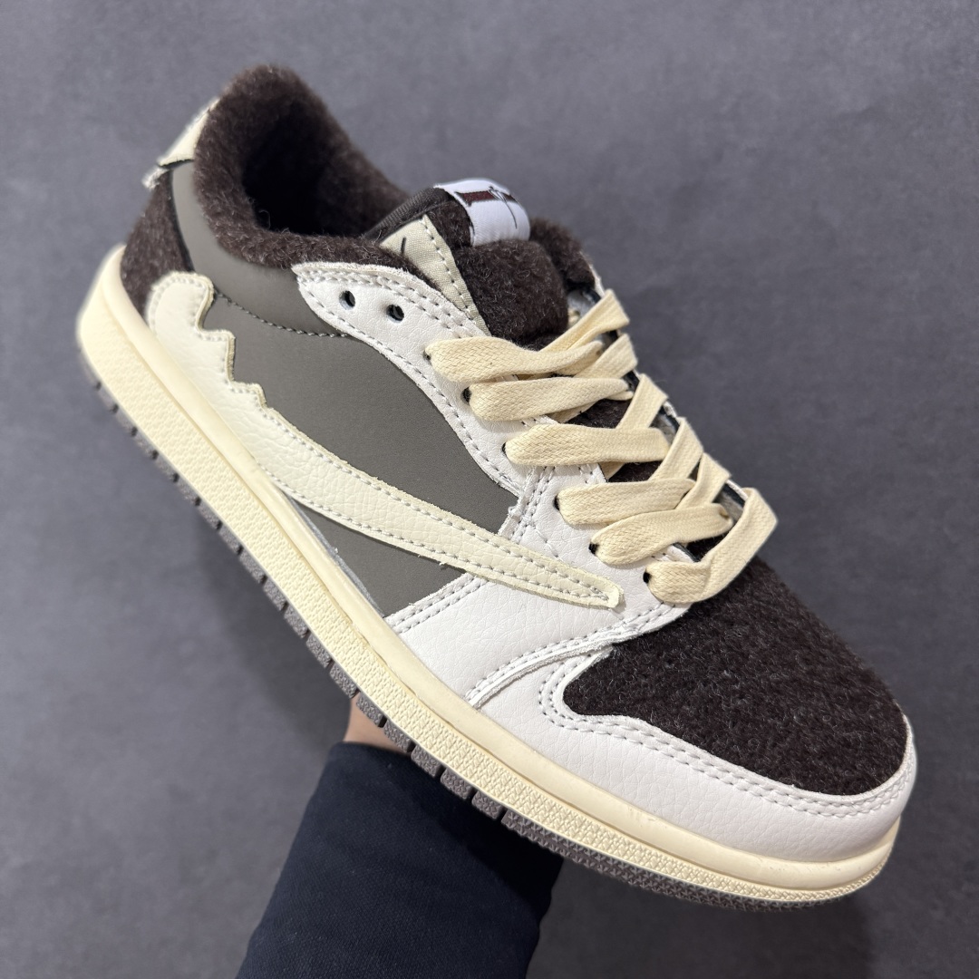 
【纯原】Travis Scott x Jordan 1 Low 拉布布联名 倒勾低帮休闲版本 原厂全