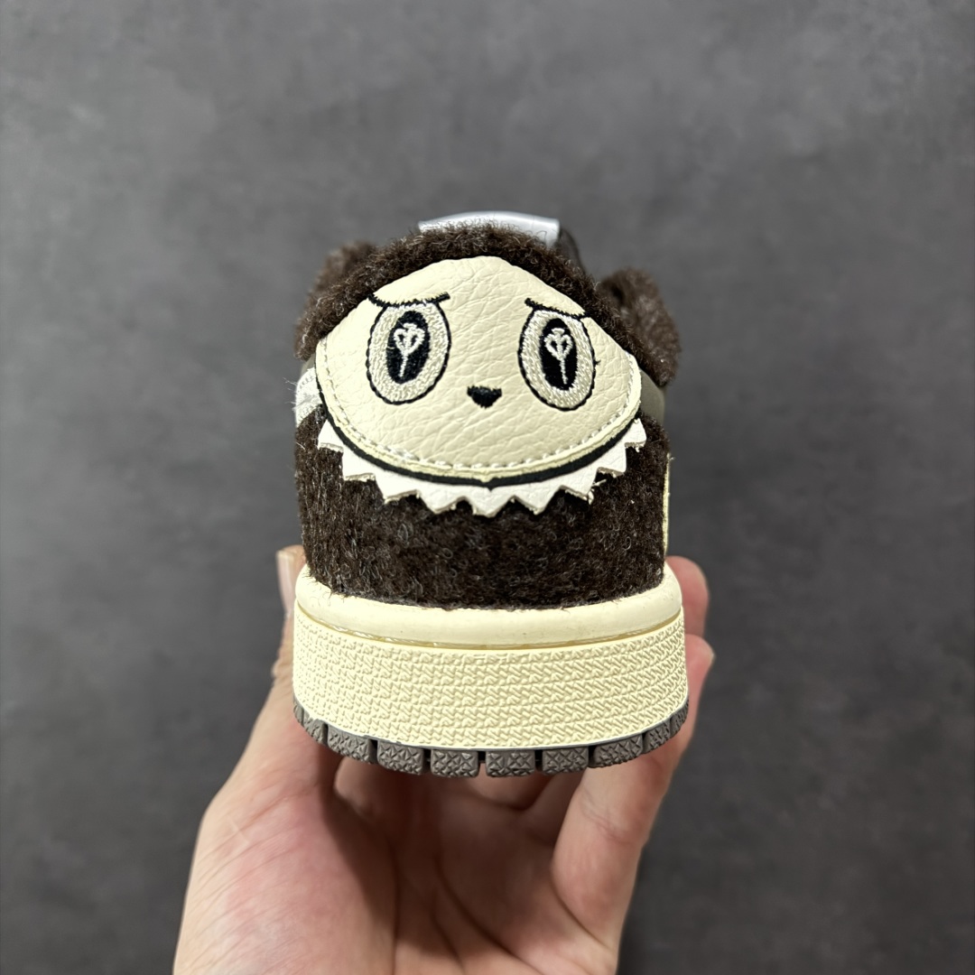  
【纯原】Travis Scott x Jordan 1 Low 拉布布联名 倒勾低帮休闲版本 原厂全