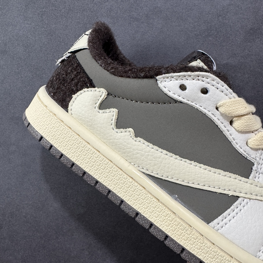 
【纯原】Travis Scott x Jordan 1 Low 拉布布联名 倒勾低帮休闲版本 原厂全
