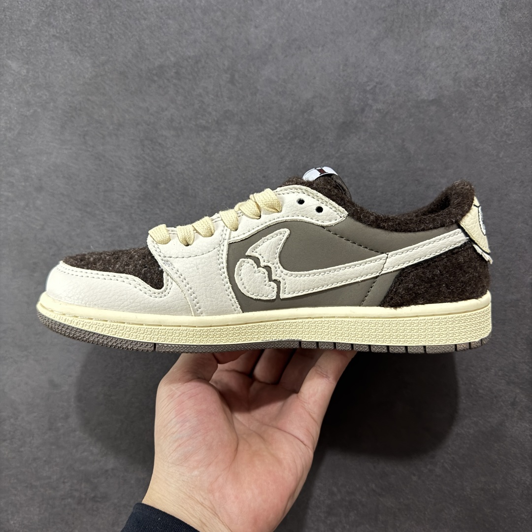  
【纯原】Travis Scott x Jordan 1 Low 拉布布联名 倒勾低帮休闲版本 原厂全
