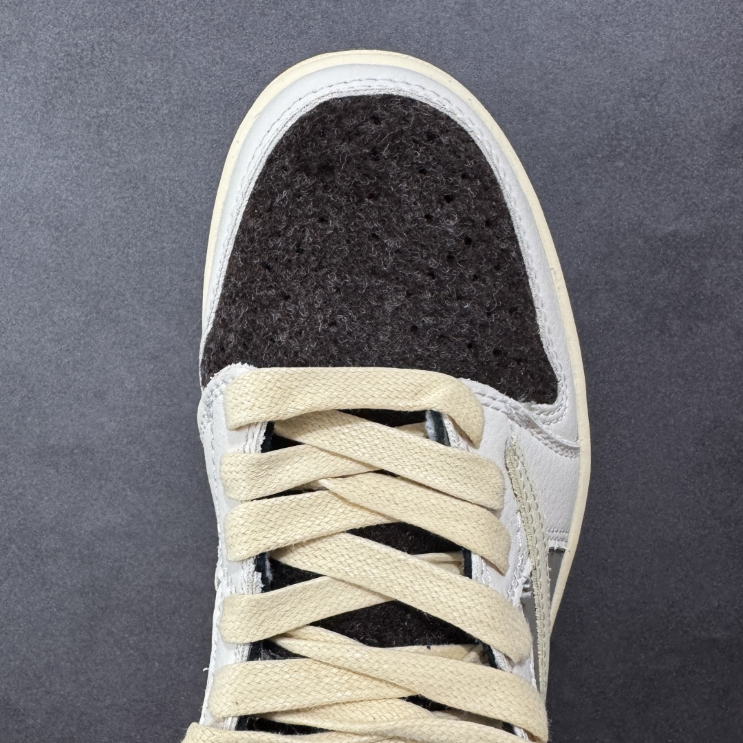  
【纯原】Travis Scott x Jordan 1 Low 拉布布联名 倒勾低帮休闲版本 原厂全