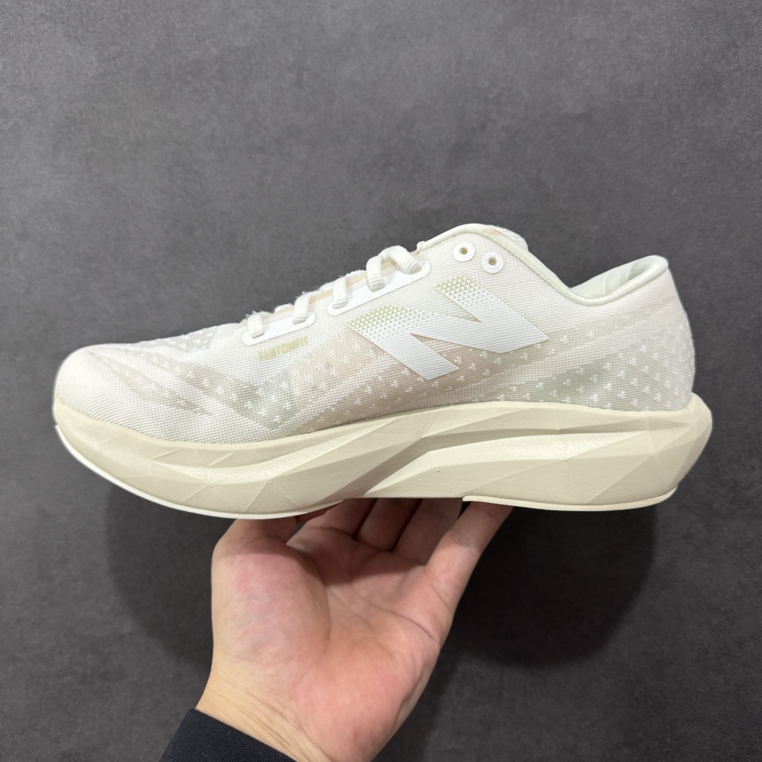  
【纯原】新百伦 NB New Balance FuelCell 轻量跑鞋 超轻量化低帮休闲运动慢跑鞋
