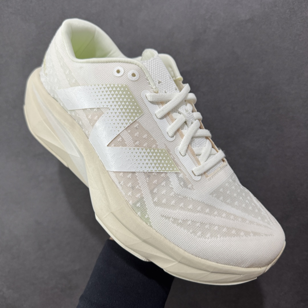  
【纯原】新百伦 NB New Balance FuelCell 轻量跑鞋 超轻量化低帮休闲运动慢跑鞋