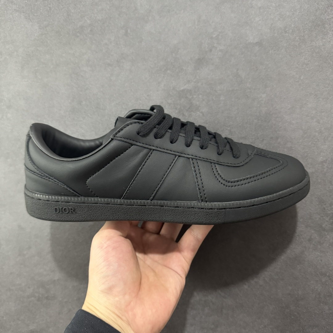  
【纯原】𝐃𝐢𝐨𝐫 𝟮𝟱𝐏𝐫𝐞-𝐅𝐚𝐥𝐥 𝐁𝐞𝐫𝐥𝐢𝐧 𝟬𝟭 迪奥B01情侣款休闲德训鞋小白鞋运动鞋
