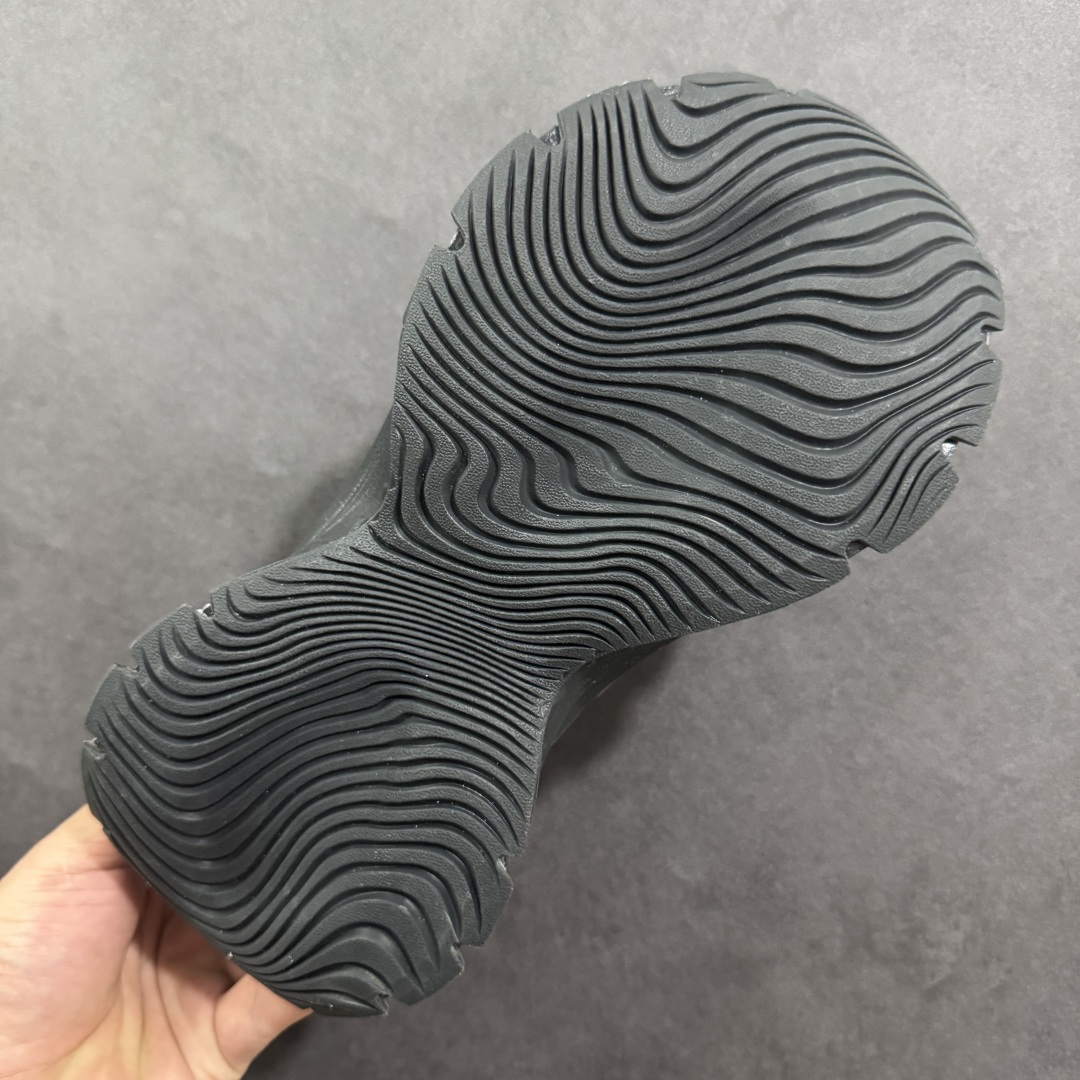  
【纯原】Adidas Vento XLG MTW
宽底舒适防滑缓震低帮跑步鞋
颠覆传统，创新科技和独