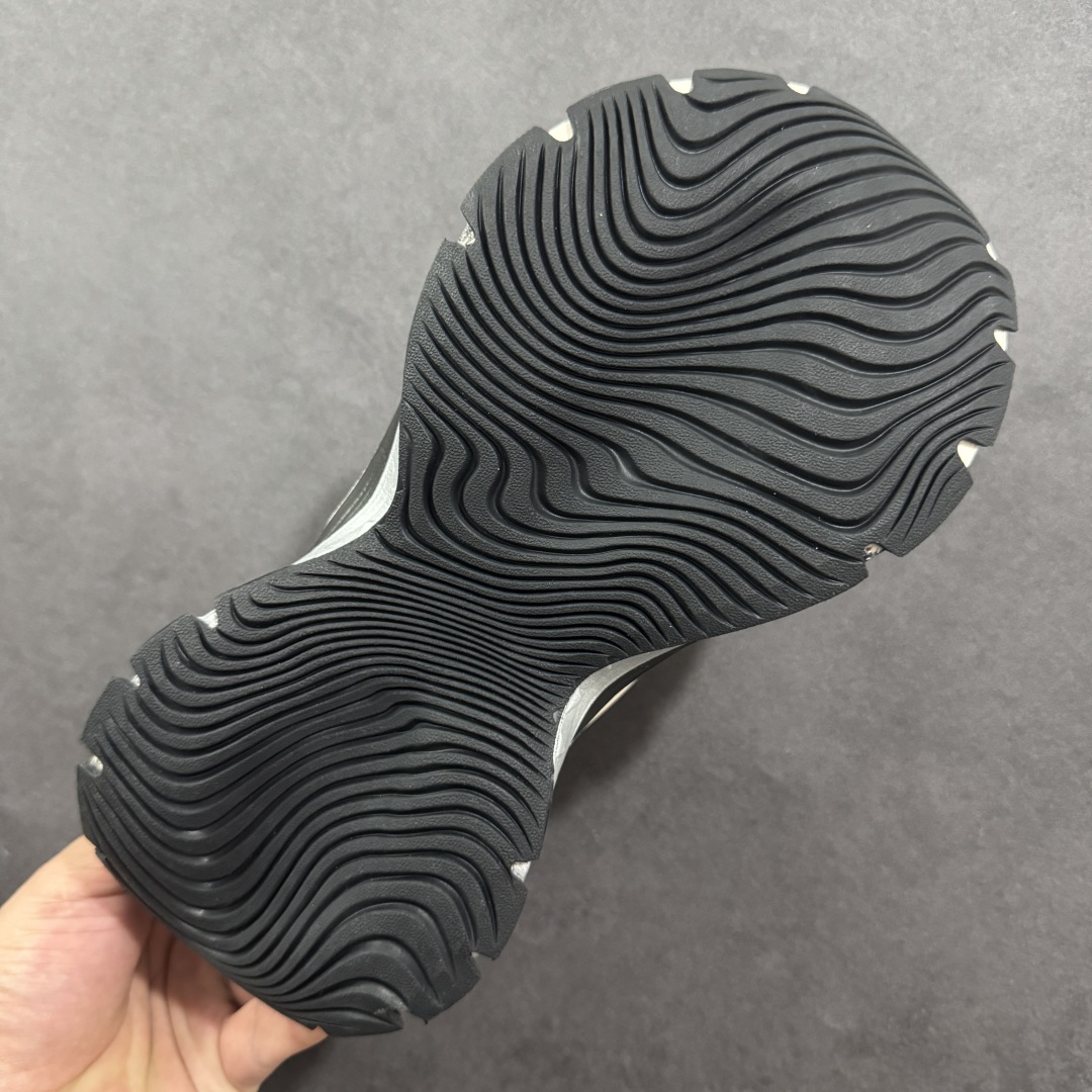  
【纯原】Adidas Vento XLG MTW
宽底舒适防滑缓震低帮跑步鞋
颠覆传统，创新科技和独