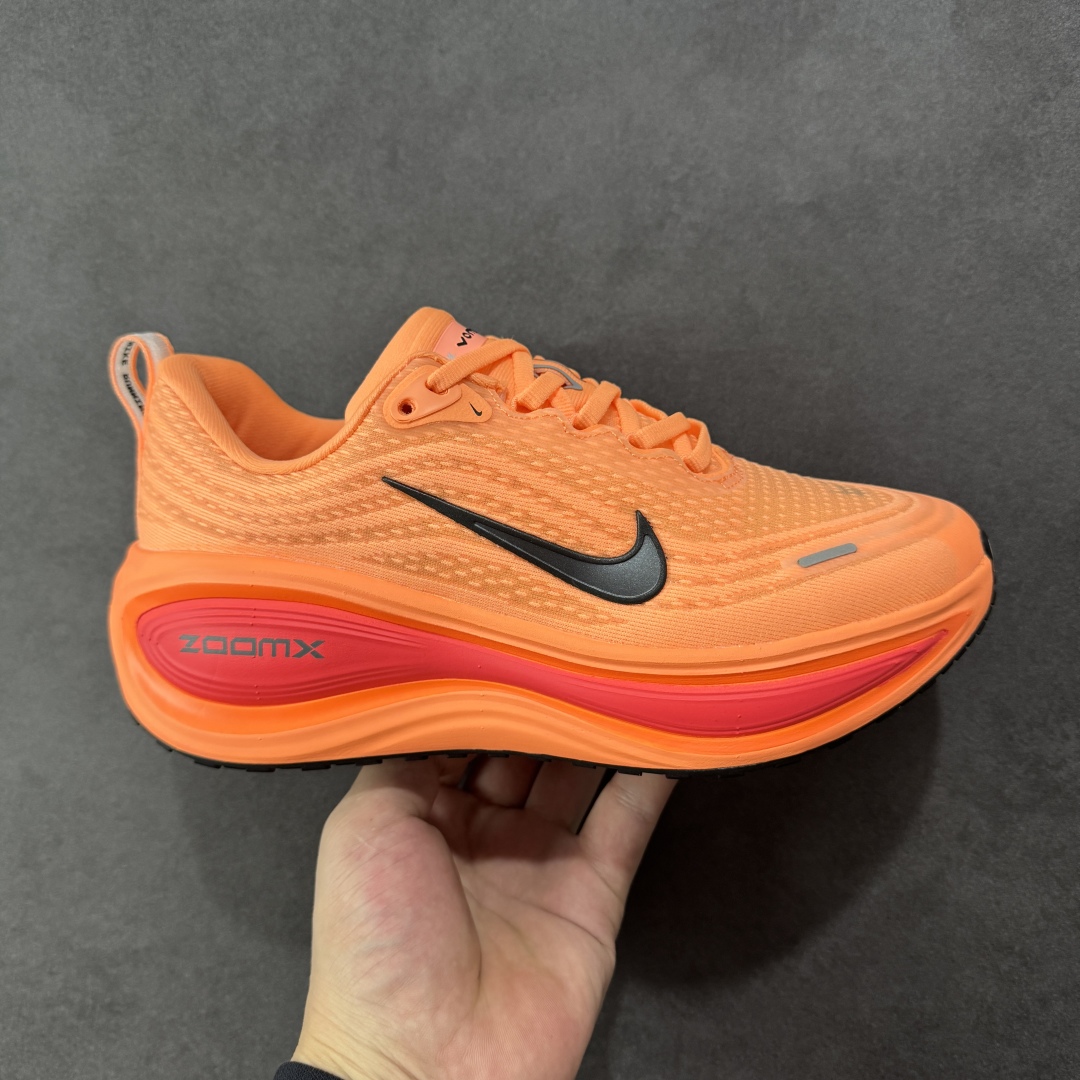  
【纯原】Nike VOMERO PLUS 耐克 舒适减震防滑 低帮跑步鞋
全掌ReactX泡绵中底 
