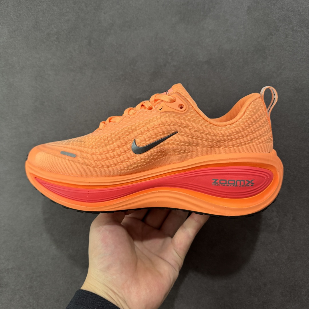  
【纯原】Nike VOMERO PLUS 耐克 舒适减震防滑 低帮跑步鞋
全掌ReactX泡绵中底 