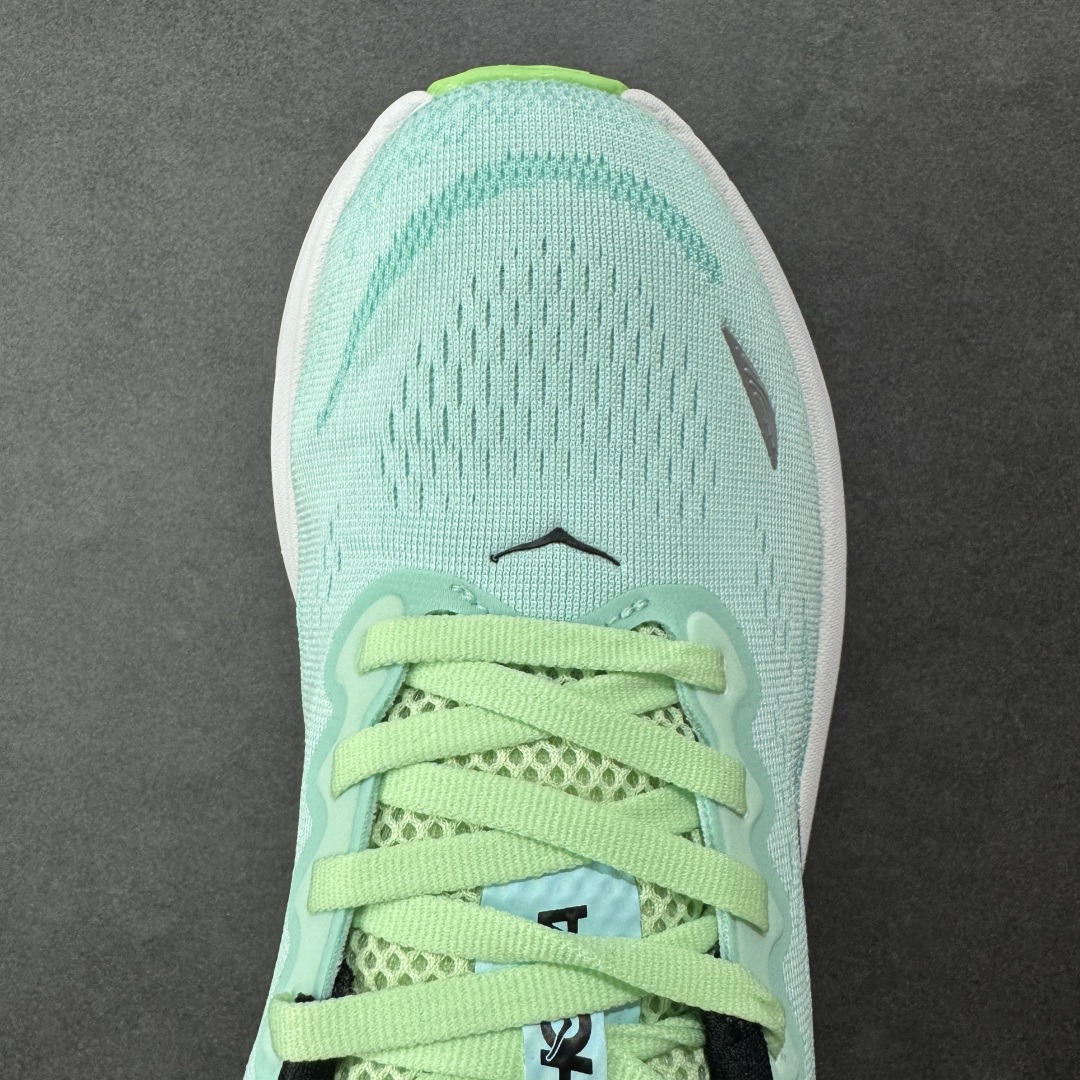  
【纯原版】HOKA ONE ONE Bondi 9 机能缓震跑鞋
#鞋面部分采用工程网眼面料，可以