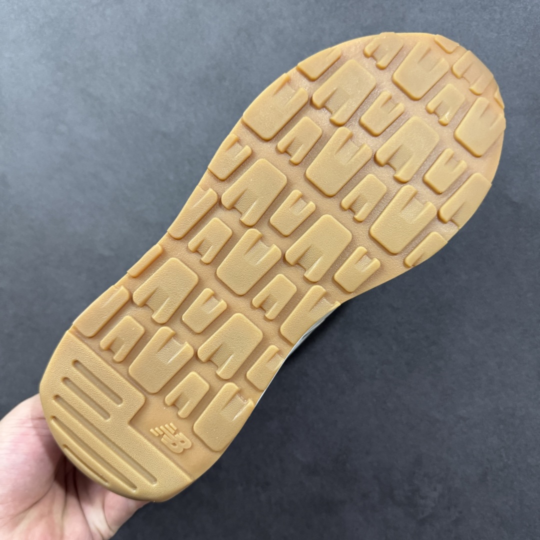  
New Balance NB5740/3447 系列 复古跑鞋
公司级高品质 原材料开发 开学季福利