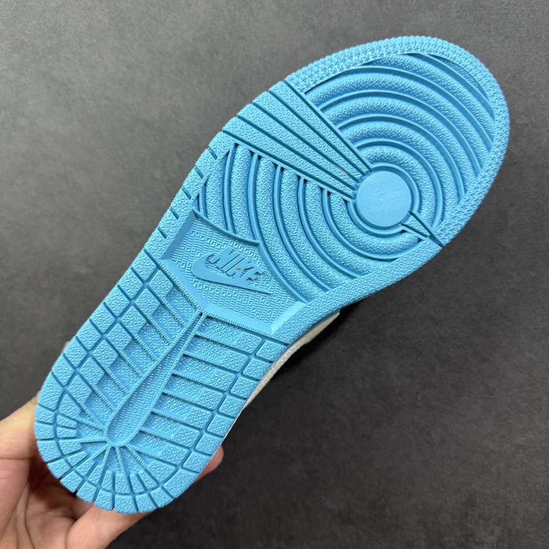  
【纯原】Labubu x Travis Scott x Air Jordan 1 Low 拉布布 x