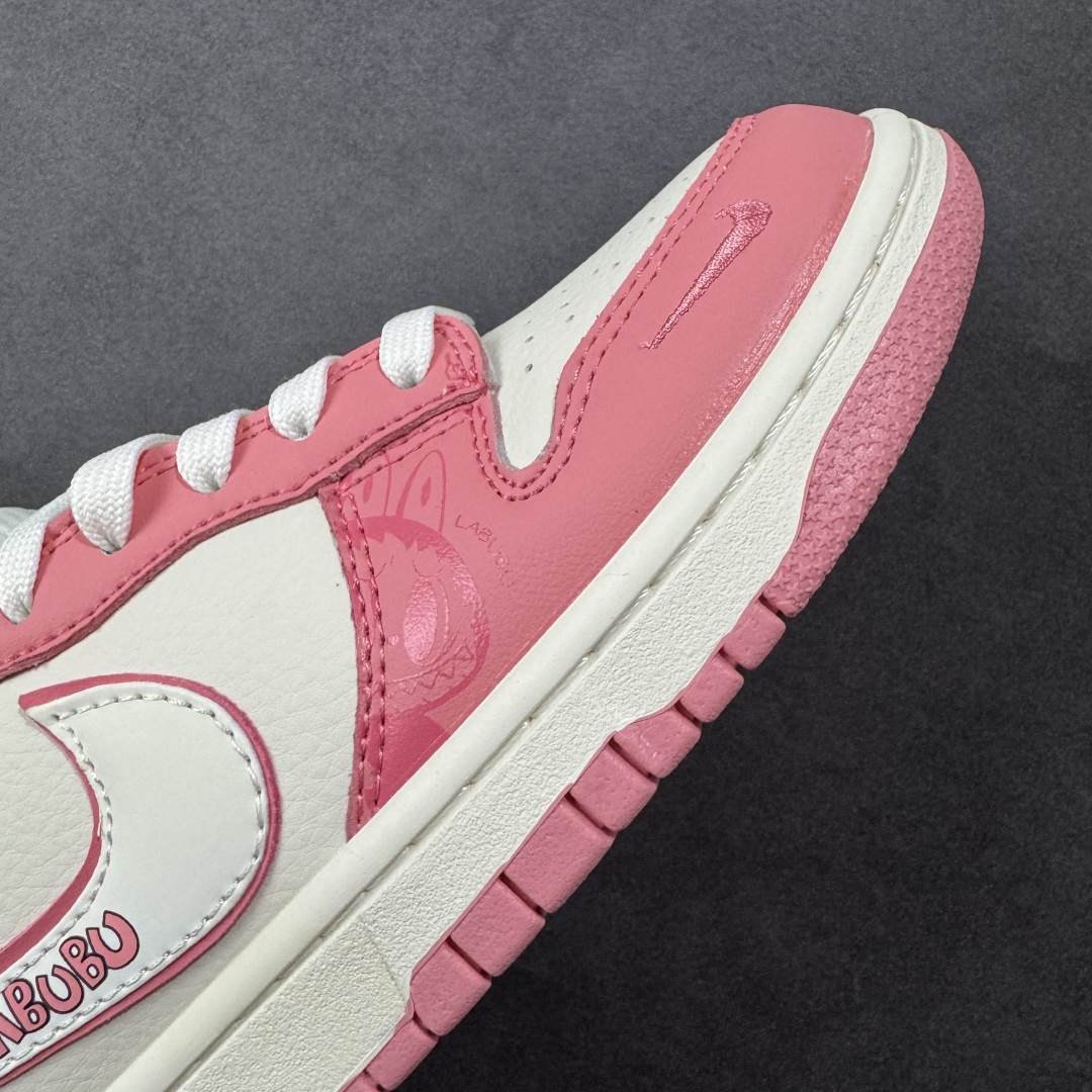  
【纯原】Nike SB Dunk Low“ 米粉拉布布”  周年高端定制 低帮休闲板鞋 定制鞋盒 大