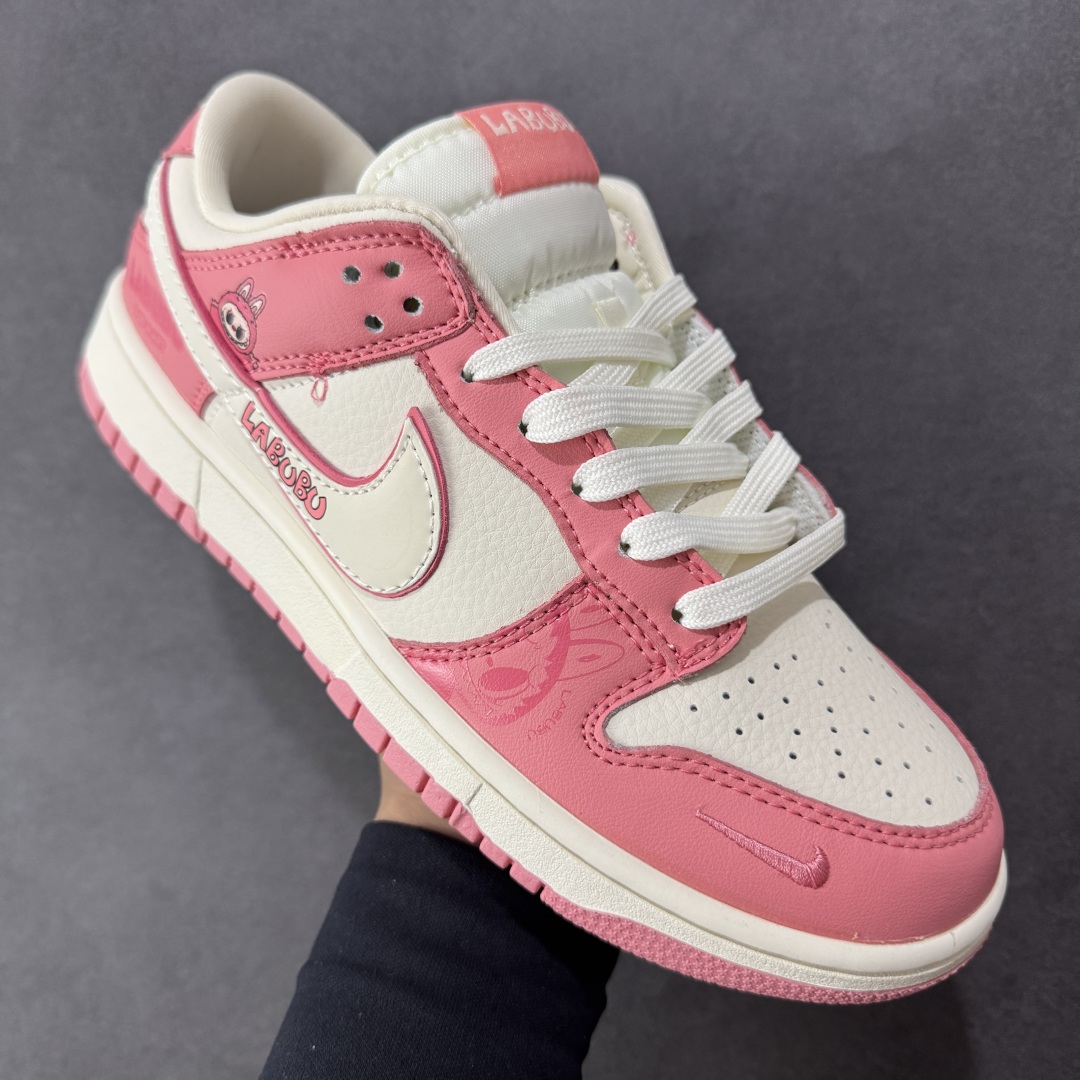  
【纯原】Nike SB Dunk Low“ 米粉拉布布”  周年高端定制 低帮休闲板鞋 定制鞋盒 大
