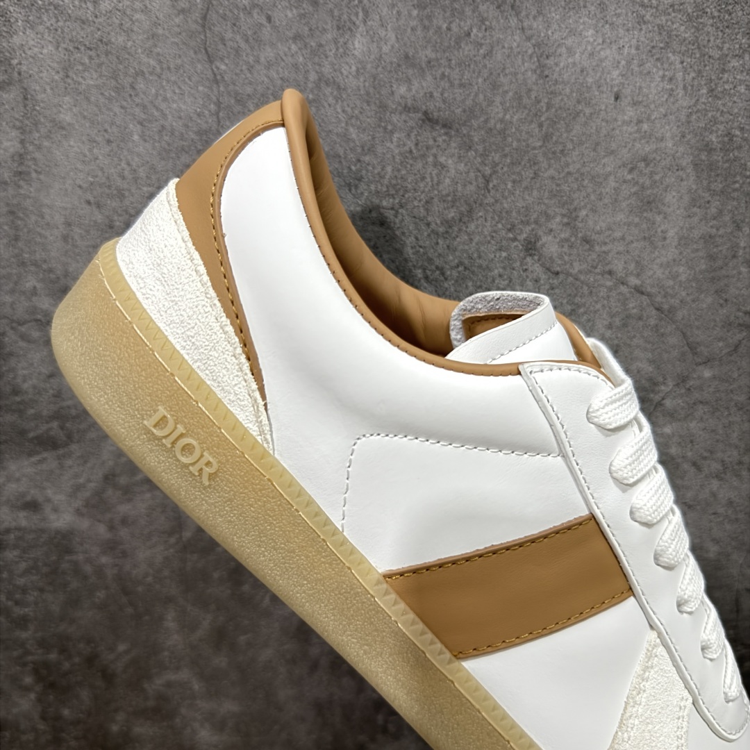 图片[7]-【莞定礼盒版】迪奥德训鞋DIOR迪奥 B01 Matchpoint 圆头系带低帮 原版开发 原材料打造 顶级礼盒包装 目前市场最高版本 标志着Dior经典款式的回归,以时尚优雅的廓形重新诠释。采用光滑皮革精心制作,鞋舌和内部侧面饰以Dior标志,鞋后跟处饰以CDIcon标志。搭配同色调橡胶鞋底点缀以Dior标志,可与Dior Icons限定 的各式造型搭配,打造精致造型。 尺码：39-45-选品中心