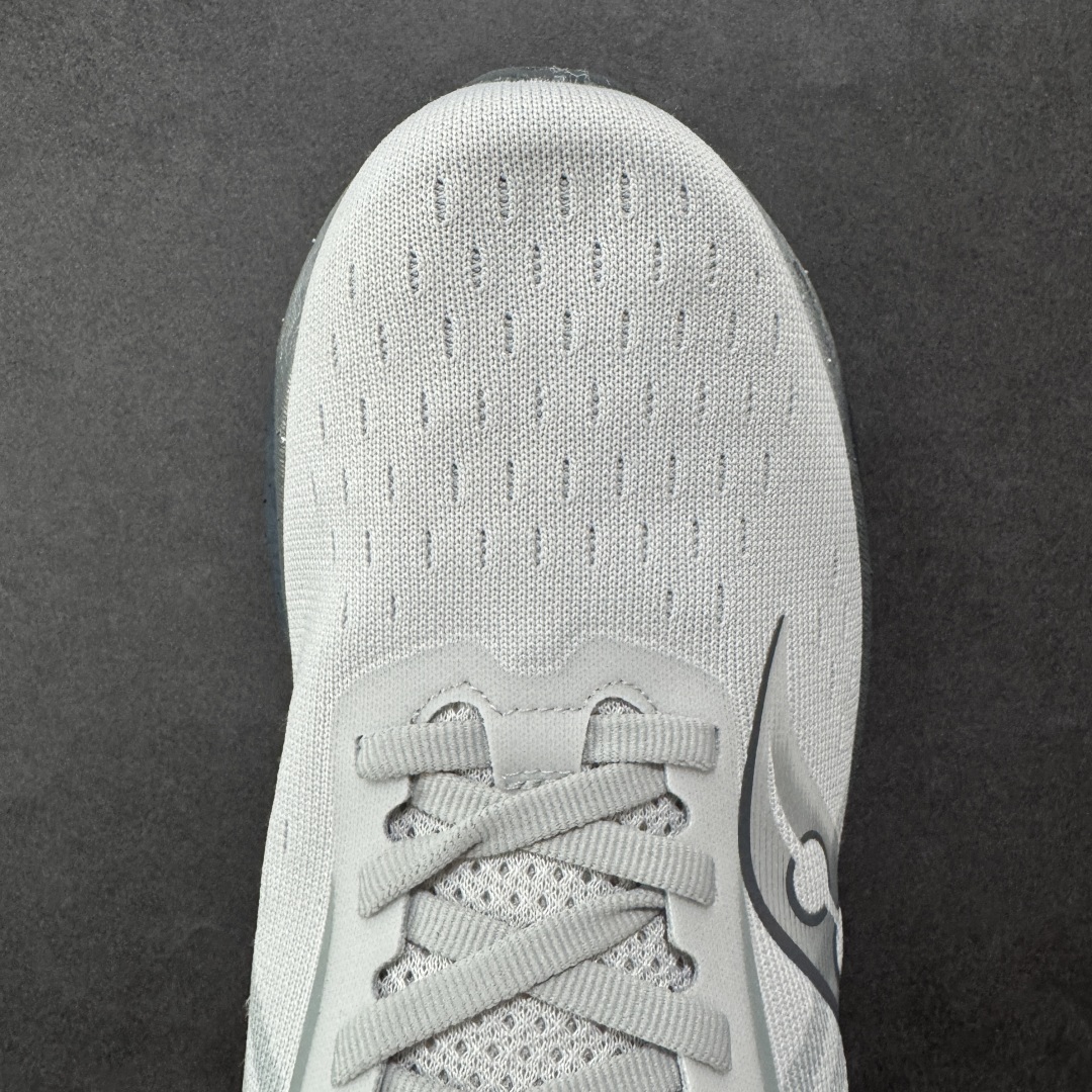 图片[8]-【PE版本】索康尼/Saucony Triumph 22 胜利22代系列低帮轻量舒适多功能厚底休闲运动慢跑鞋 #原数据开发纸版楦型 #采用工学透气针织布鞋面材质 #内嵌3D环绕包裹缓震鞋垫 #中底搭载 PWRRUN PB高弹缓震珠粒发泡材质,舒适踩S感!! #外置镂空XT-900防滑橡胶大底❗️ 尺码：39 40 40.5 41 42 42.5 43 44 44.5 45-选品中心