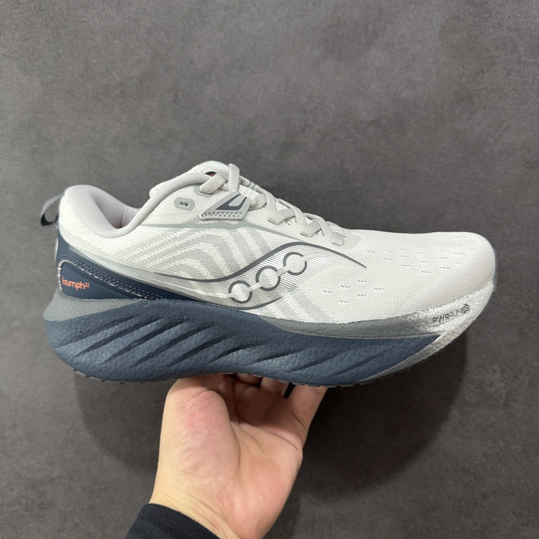 【PE版本】索康尼/Saucony Triumph 22 胜利22代系列低帮轻量舒适多功能厚底休闲运动慢跑鞋 #原数据开发纸版楦型 #采用工学透气针织布鞋面材质 #内嵌3D环绕包裹缓震鞋垫 #中底搭载 PWRRUN PB高弹缓震珠粒发泡材质,舒适踩S感!! #外置镂空XT-900防滑橡胶大底❗️ 尺码:39 40 40.5 41 42 42.5 43 44 44.5 45-选品中心