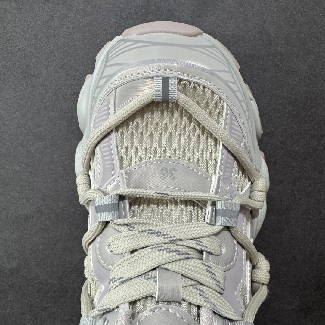 图片[8]-【广东版本】GG-CC Chunky Low休闲运动厚底增高老爹鞋 广东大厂出品 完美细节 25ss春季新款厚底增高 大长腿 时髦look轻松定格 不费力展现率性氛围 高档银盒 酷帅机能风不规则设计大底 双鞋带拼色造型设计 轻便舒适百搭 GGcc厚底增高简直就是小个子的快乐! 不管怎么搭都好看~ 尺码： 35 36 37 38 39 40-选品中心