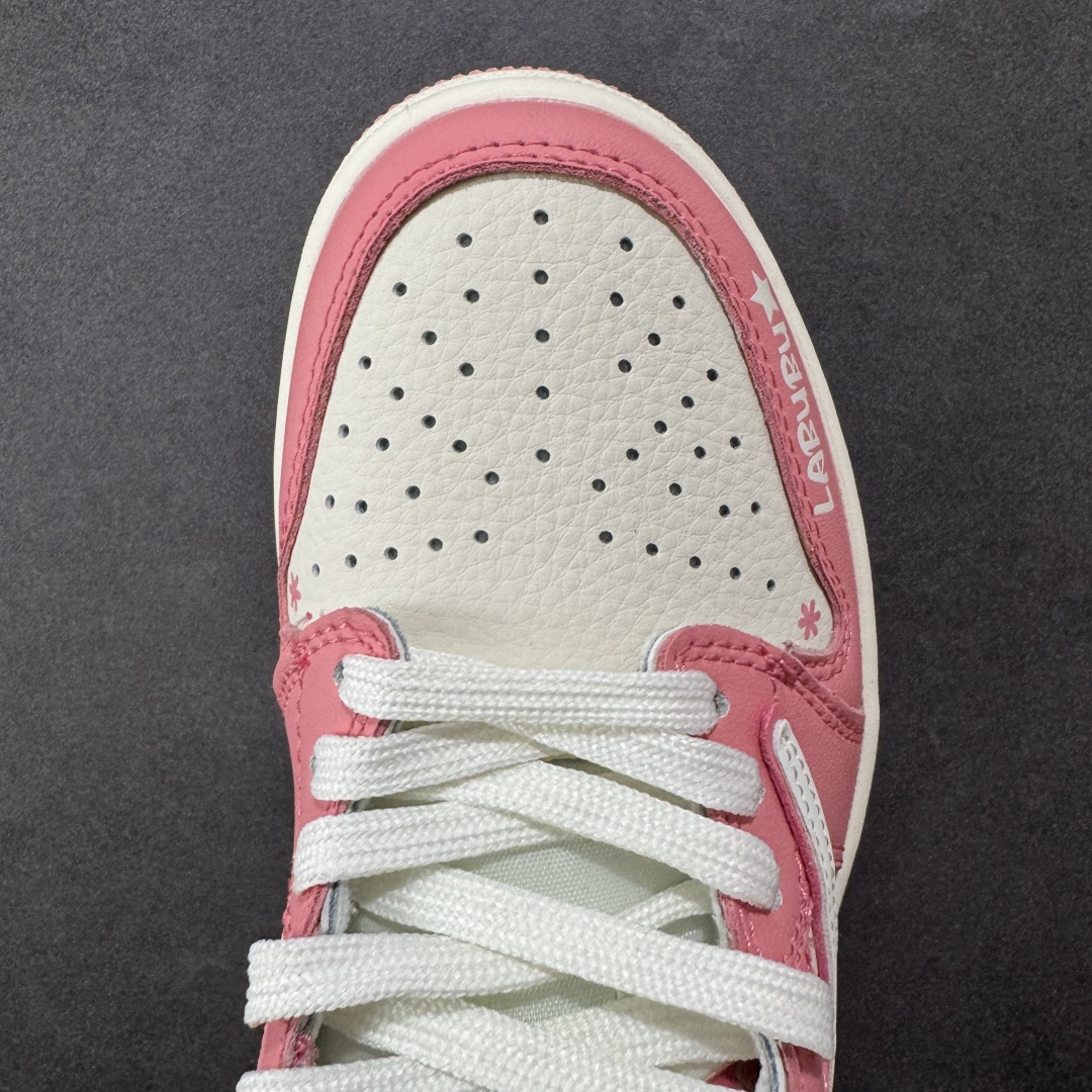  
【纯原】Labubu x Travis Scott x Air Jordan 1 Low 拉布布 x