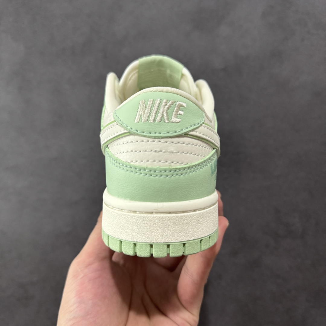  
【纯原】Nike SB Dunk Low 米绿拉布布 周年高端定制 低帮休闲板鞋
#定制鞋盒 大厂