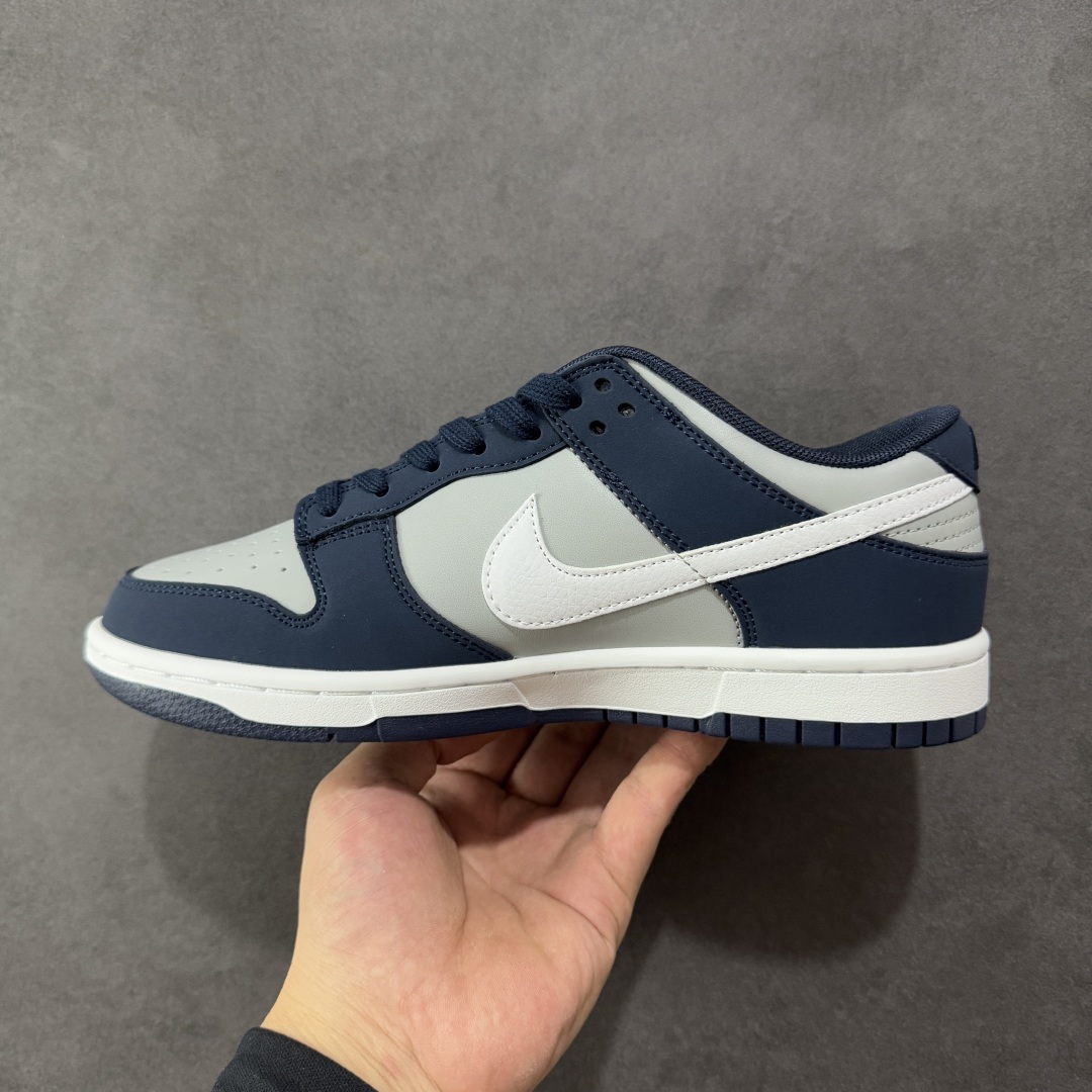  
【免修ST版】Nike Dunk Low 耐克 SB 低帮 蓝灰白 低帮休闲运动板鞋 

鞋款整体采