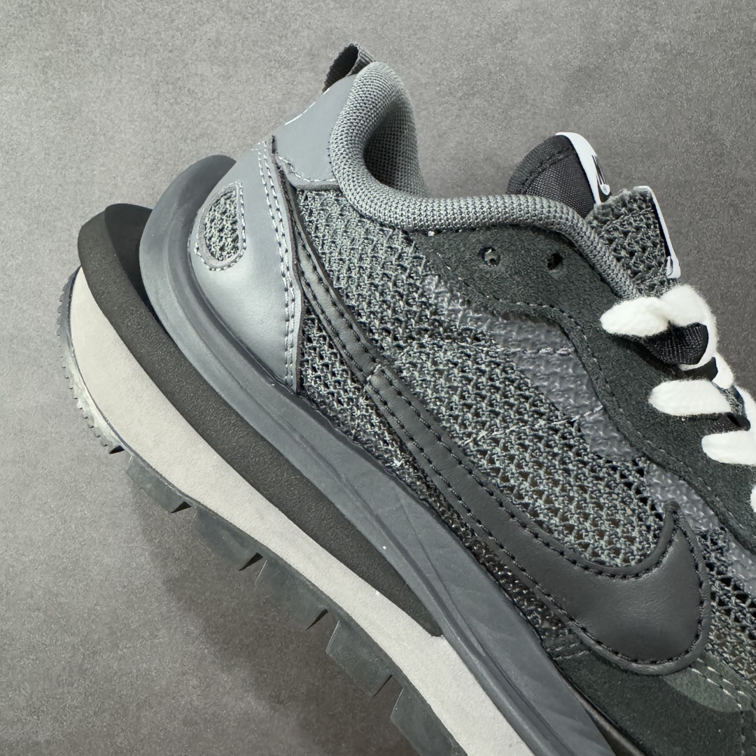 图片[6]-【纯原福利】Sacai x NK VaporWaffle 联名款华夫3.0潮流 休闲增高运动鞋 绝版好货特价 超低价清货 全套原楦原纸版原鞋开模 全网最具灵魂的版型 皮料卡色质感均保持原鞋一致 原装油墨Logo手工描漆 原装大底米色部分外尖内方 大底开口上翘弧度 后跟开口弧度高度原鞋一致 全鞋电脑针车 原厂鞋舌织唛标 原盒原配 中文合格证质保卡 客订外包保护盒‼️ 尺码：36 36.5 37.5 38 38.5 39 40 40.5 41 42 42.5 43 44 44.5 45 46-选品中心