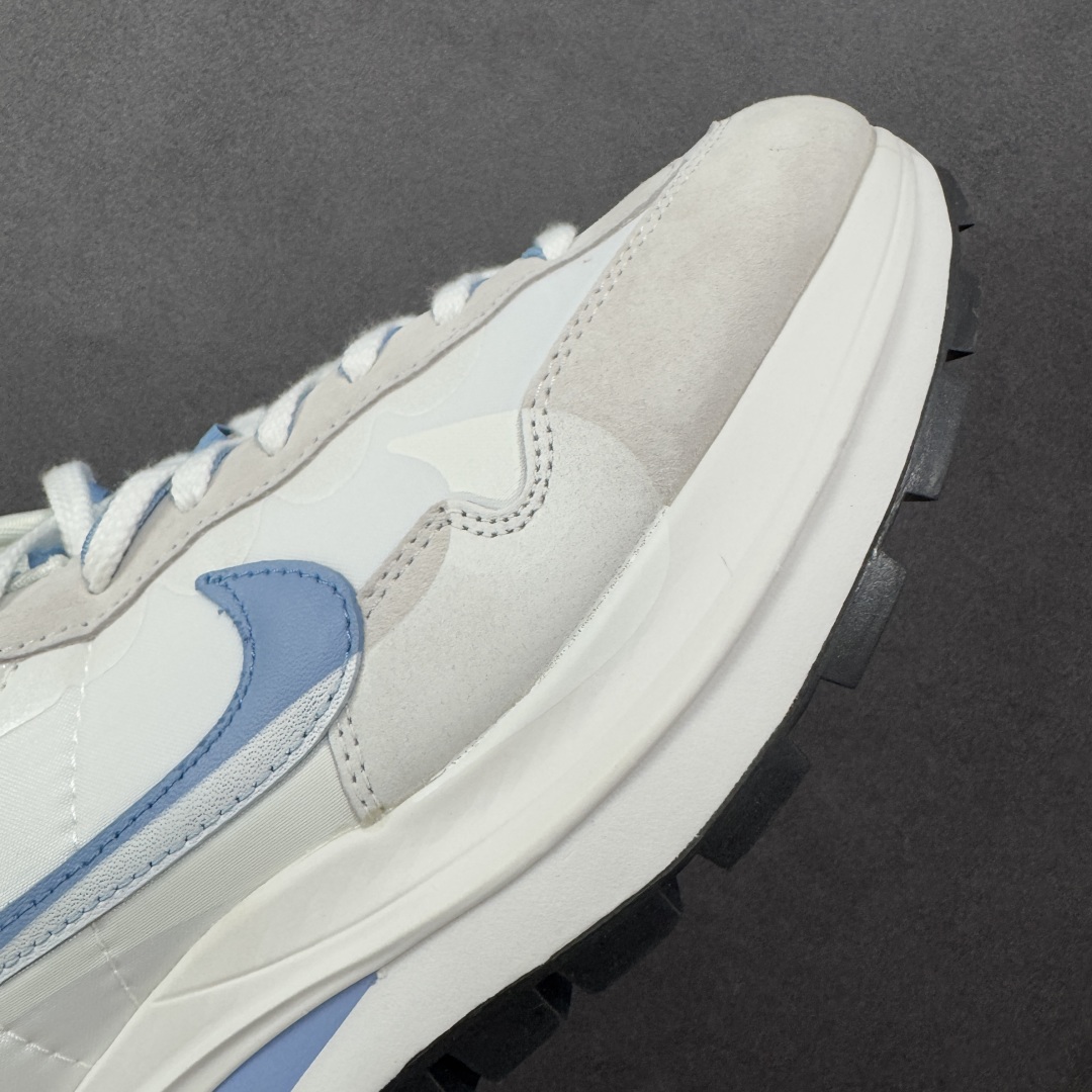 图片[5]-【纯原福利】Sacai x NK VaporWaffle 联名款华夫3.0潮流 休闲增高运动鞋 绝版好货特价 超低价清货 全套原楦原纸版原鞋开模 全网最具灵魂的版型 皮料卡色质感均保持原鞋一致 原装油墨Logo手工描漆 原装大底米色部分外尖内方 大底开口上翘弧度 后跟开口弧度高度原鞋一致 全鞋电脑针车 原厂鞋舌织唛标 原盒原配 中文合格证质保卡 客订外包保护盒‼️ 尺码：36 36.5 37.5 38 38.5 39 40 40.5 41 42 42.5 43 44 44.5 45 46-选品中心