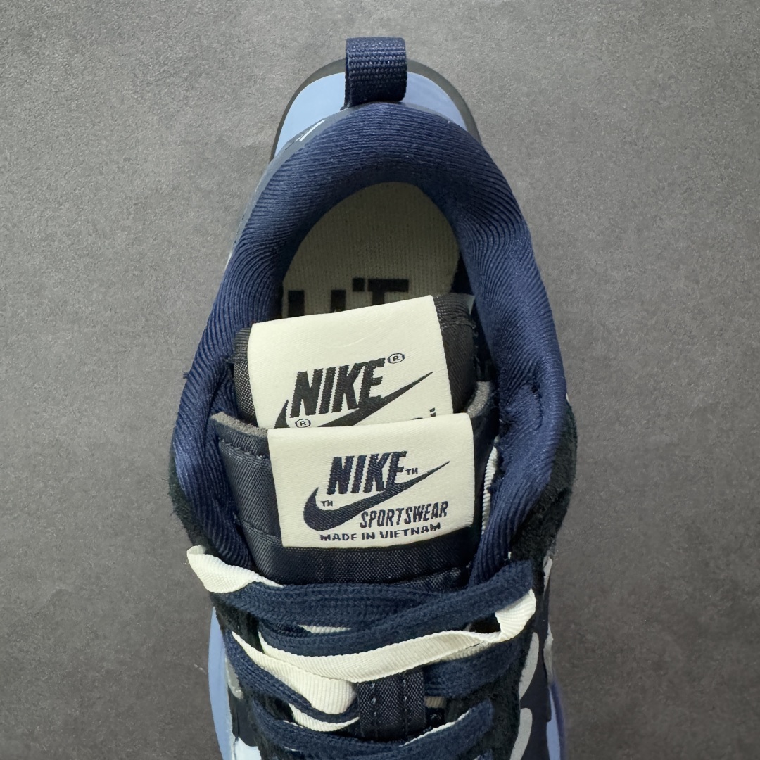 图片[7]-【纯原福利】Sacai x NK VaporWaffle 联名款华夫3.0潮流 休闲增高运动鞋 绝版好货特价 超低价清货 全套原楦原纸版原鞋开模 全网最具灵魂的版型 皮料卡色质感均保持原鞋一致 原装油墨Logo手工描漆 原装大底米色部分外尖内方 大底开口上翘弧度 后跟开口弧度高度原鞋一致 全鞋电脑针车 原厂鞋舌织唛标 原盒原配 中文合格证质保卡 客订外包保护盒‼️ 尺码：36 36.5 37.5 38 38.5 39 40 40.5 41 42 42.5 43 44 44.5 45 46-选品中心