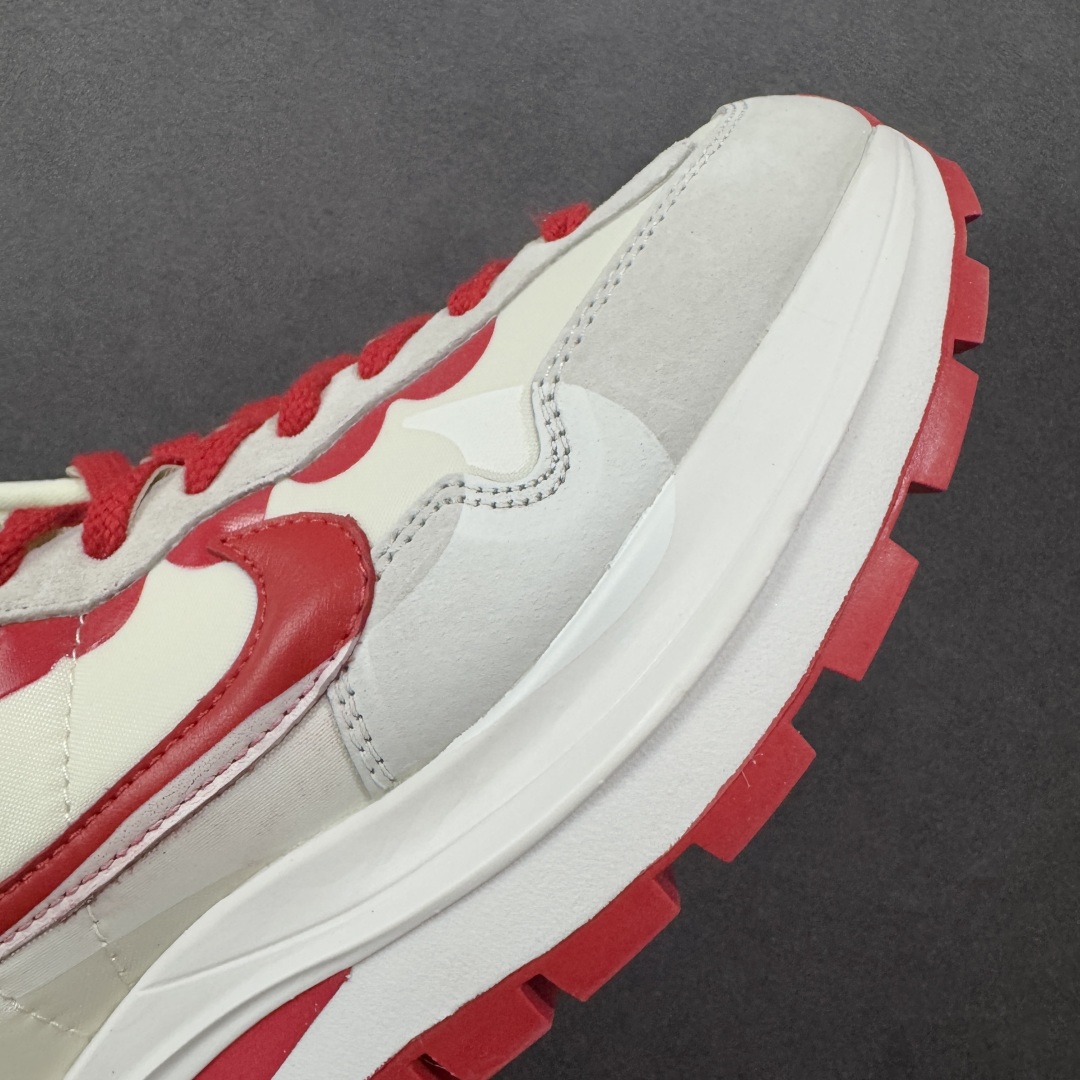 图片[5]-【纯原福利】Sacai x NK VaporWaffle 联名款华夫3.0潮流 休闲增高运动鞋 绝版好货特价 超低价清货 全套原楦原纸版原鞋开模 全网最具灵魂的版型 皮料卡色质感均保持原鞋一致 原装油墨Logo手工描漆 原装大底米色部分外尖内方 大底开口上翘弧度 后跟开口弧度高度原鞋一致 全鞋电脑针车 原厂鞋舌织唛标 原盒原配 中文合格证质保卡 客订外包保护盒‼️ 尺码：36 36.5 37.5 38 38.5 39 40 40.5 41 42 42.5 43 44 44.5 45 46-选品中心