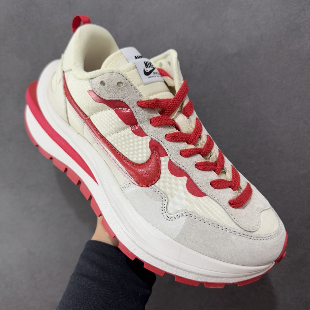 图片[3]-【纯原福利】Sacai x NK VaporWaffle 联名款华夫3.0潮流 休闲增高运动鞋 绝版好货特价 超低价清货 全套原楦原纸版原鞋开模 全网最具灵魂的版型 皮料卡色质感均保持原鞋一致 原装油墨Logo手工描漆 原装大底米色部分外尖内方 大底开口上翘弧度 后跟开口弧度高度原鞋一致 全鞋电脑针车 原厂鞋舌织唛标 原盒原配 中文合格证质保卡 客订外包保护盒‼️ 尺码：36 36.5 37.5 38 38.5 39 40 40.5 41 42 42.5 43 44 44.5 45 46-选品中心