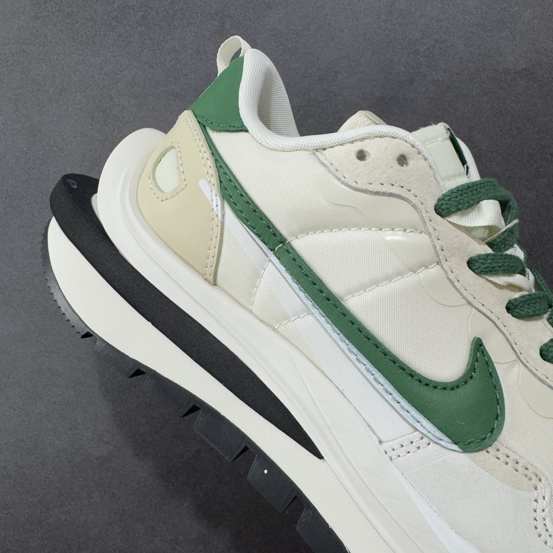 图片[6]-【纯原福利】Sacai x NK VaporWaffle 联名款华夫3.0潮流 休闲增高运动鞋 绝版好货特价 超低价清货 全套原楦原纸版原鞋开模 全网最具灵魂的版型 皮料卡色质感均保持原鞋一致 原装油墨Logo手工描漆 原装大底米色部分外尖内方 大底开口上翘弧度 后跟开口弧度高度原鞋一致 全鞋电脑针车 原厂鞋舌织唛标 原盒原配 中文合格证质保卡 客订外包保护盒‼️ 尺码：36 36.5 37.5 38 38.5 39 40 40.5 41 42 42.5 43 44 44.5 45 46-选品中心