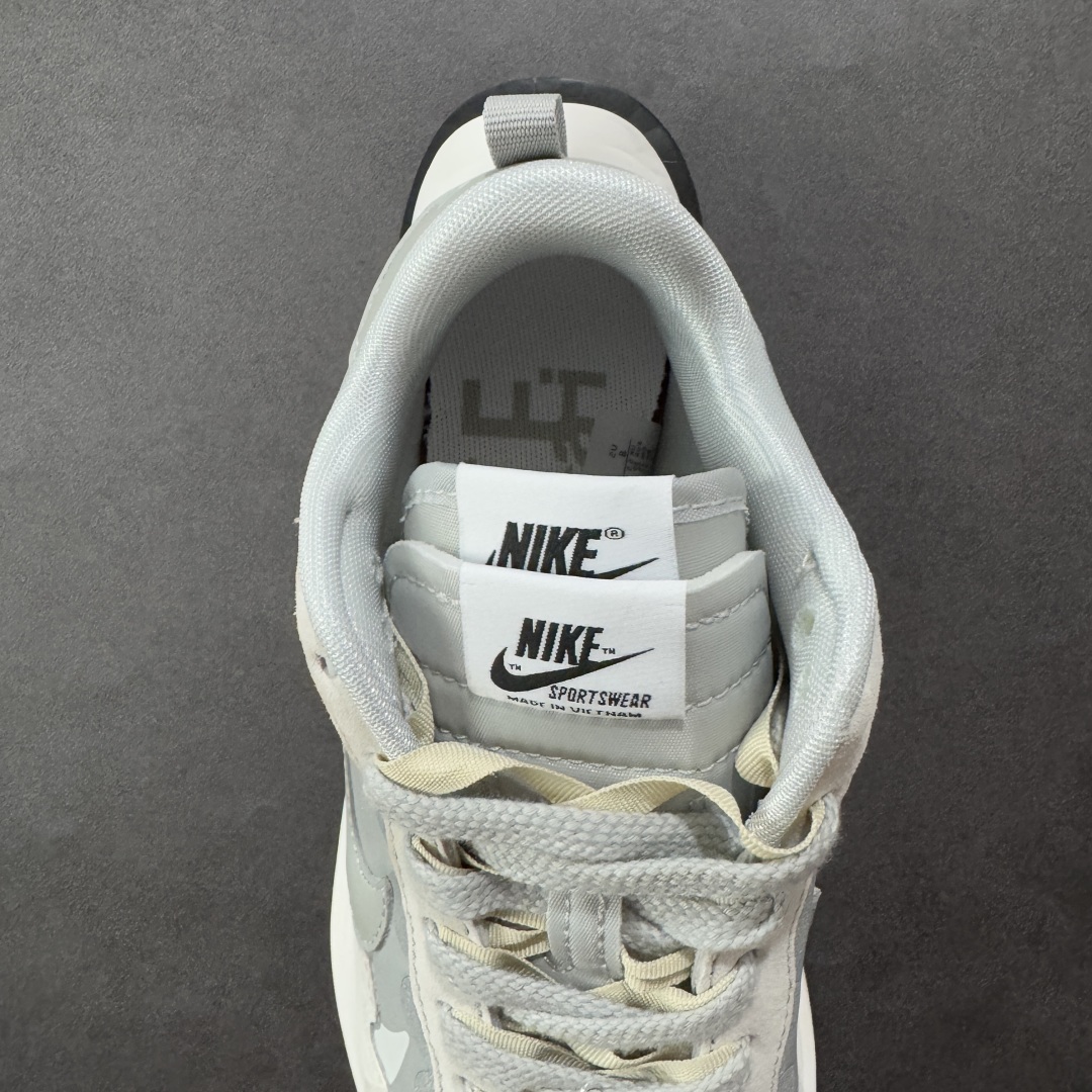 图片[7]-【纯原福利】Sacai x NK VaporWaffle 联名款华夫3.0潮流 休闲增高运动鞋 绝版好货特价 超低价清货 全套原楦原纸版原鞋开模 全网最具灵魂的版型 皮料卡色质感均保持原鞋一致 原装油墨Logo手工描漆 原装大底米色部分外尖内方 大底开口上翘弧度 后跟开口弧度高度原鞋一致 全鞋电脑针车 原厂鞋舌织唛标 原盒原配 中文合格证质保卡 客订外包保护盒‼️ 尺码：36 36.5 37.5 38 38.5 39 40 40.5 41 42 42.5 43 44 44.5 45 46-选品中心