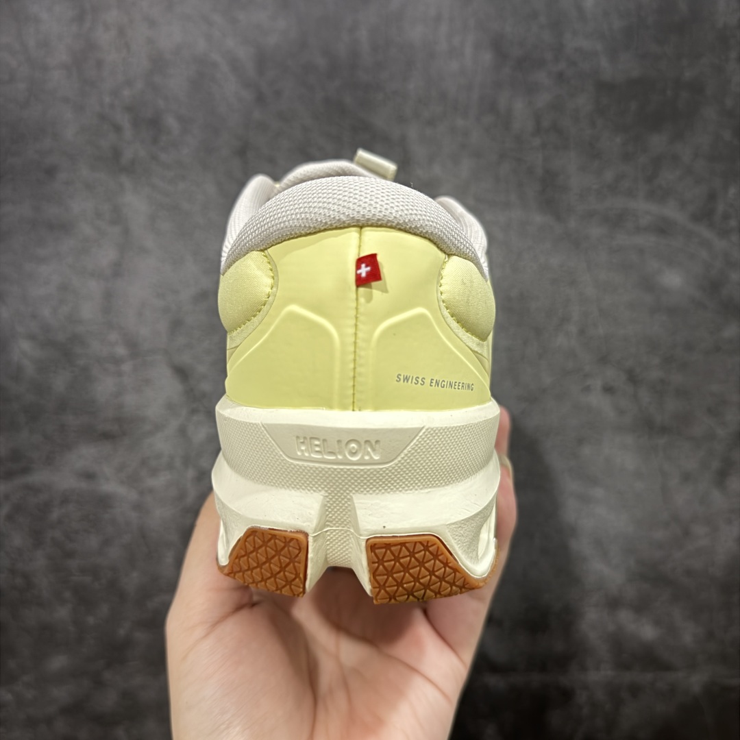 图片[4]-【得物版本】On昂跑 x LOEWE罗意威 Cloudventure 织物 跑步 户外轻便百搭系带 减震 低帮 运动休闲鞋 市面最优版本 附赠原厂布袋 原版开发 原材1比1打造 采用工程飞织网布组合再生聚酯纤维鞋面材质搭载独家隐藏速度中板 镂空CloudTec科技 泡棉缓震中底 黑科技跑出圈的时尚运动新宠 尺码：36 37 38 39 40 41 42 43 44 45-选品中心