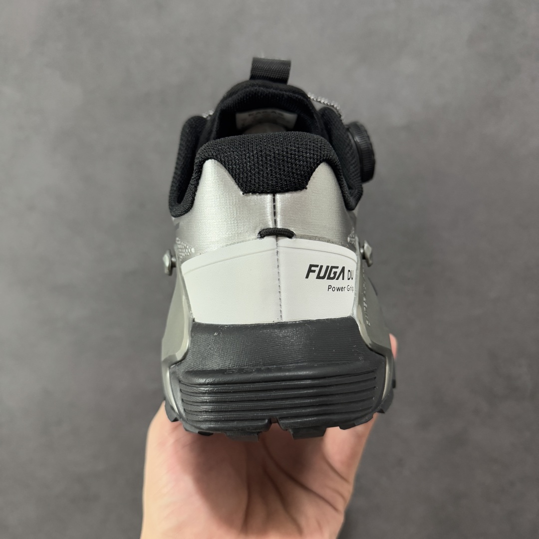 图片[4]-【公司级】KAILAS FUGA DU BOA 凯乐石 黑山大坡王越野机能跑鞋 这双黑山整体呈现了多样的黑灰银搭配 鞋面主体部分采用网状薄翼材质中底是大坡王最具特色的山形结构 鞋带采用 BOA 旋钮快速穿脱系统 Vibram Megagrip 延续大坡王超强抓地 多重元素组合而成的造型和颜色设计让整双鞋观感丰富而又统一 整双鞋的技术和材料应用使得科技感十足颜色和脚感适合各类场景和场所穿着！ 尺码：39 39.5 40 41 41.5 42 42.5 43 44 44.5 45-选品中心