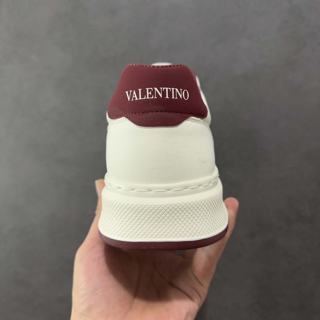 广东纯原版本 Valentino 华伦天奴 Rockstud untitled 厚底休闲铆钉小白鞋