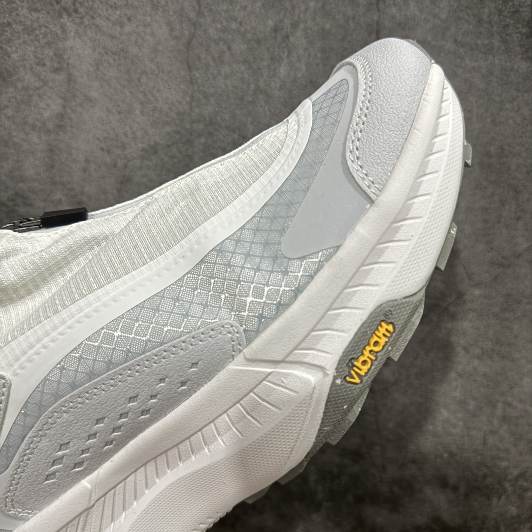  
【纯原】HOKA霍卡 HOKA Project Transport全新户外鞋款 整体鞋面采用防撕裂材