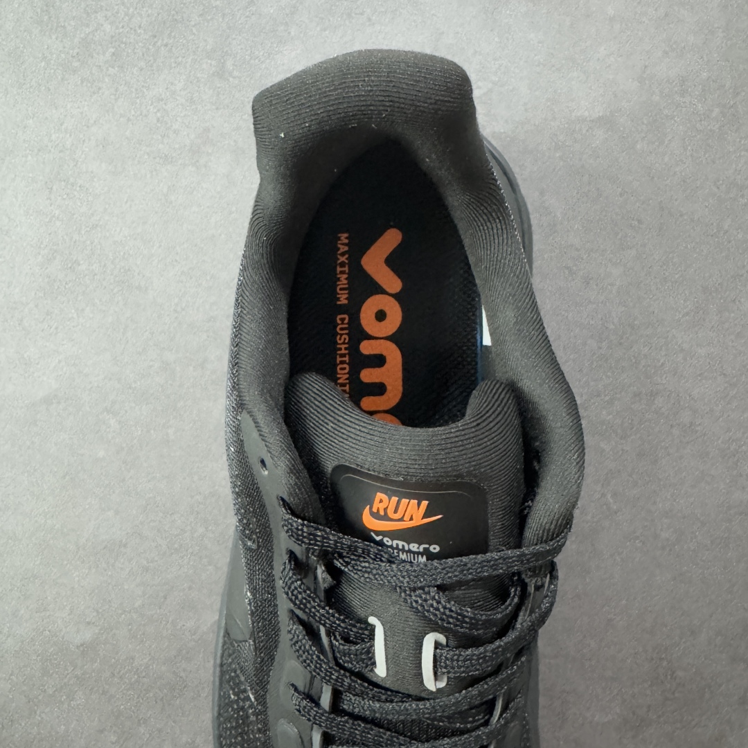 Nike VOMERO PREMIUM 耐克 舒适减震防滑 低帮跑步鞋 HQ2050-305