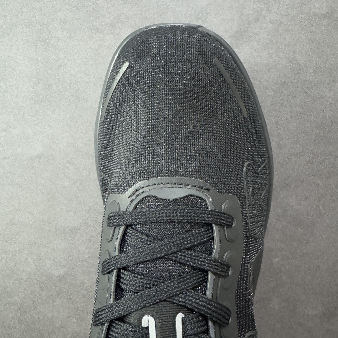Nike VOMERO PREMIUM 耐克 舒适减震防滑 低帮跑步鞋 HQ2050-305