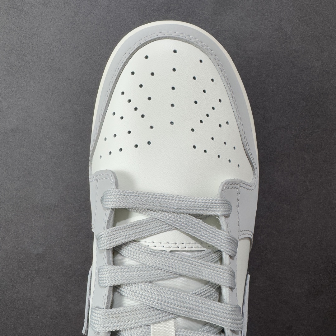 280 YC纯原版 Nike Dunk Low 咏叹凋 白灰 当迪奥灰与奢感米白在鞋面交织 GW0414-023