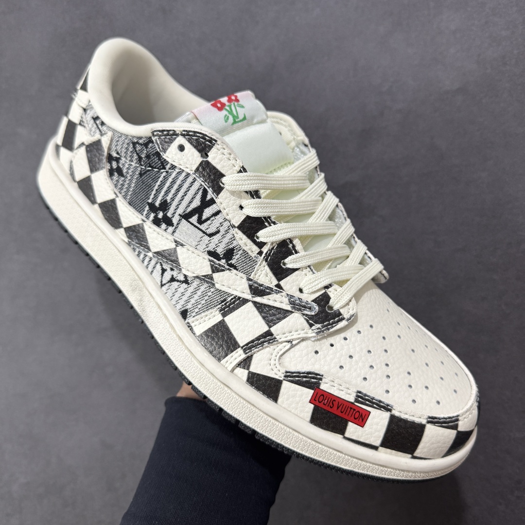 280  定制版 Travis Scott x Fragment Design x Air Jordan 1 Low SP AJ1 乔1 LV联名 黑白格牛仔 低帮文化休闲板鞋  LD2028-043