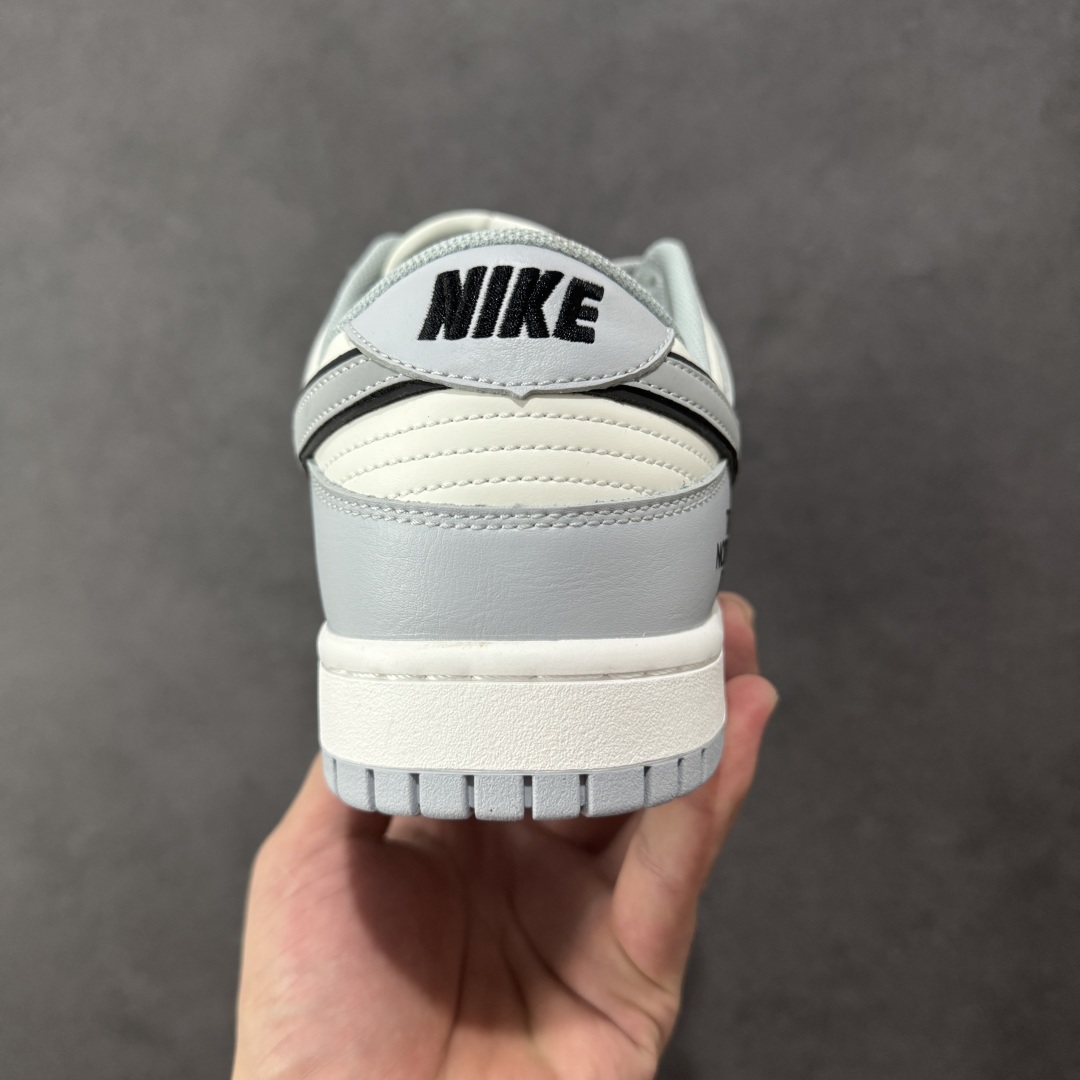  
【纯原】Nike SB Dunk Low 北面联名 三勾浅灰 周年高端定制 低帮休闲板鞋
#定制鞋盒