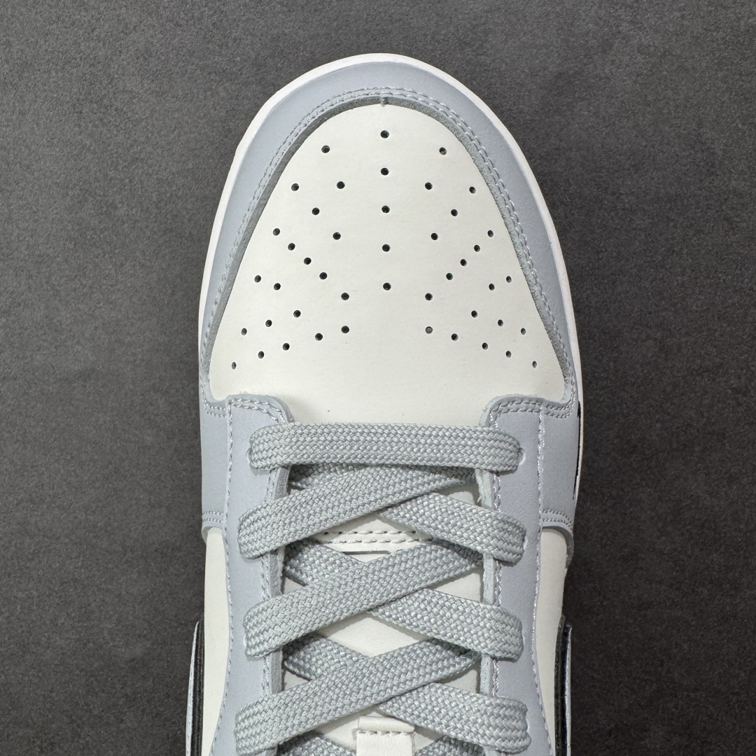  
【纯原】Nike SB Dunk Low 北面联名 三勾浅灰 周年高端定制 低帮休闲板鞋
#定制鞋盒