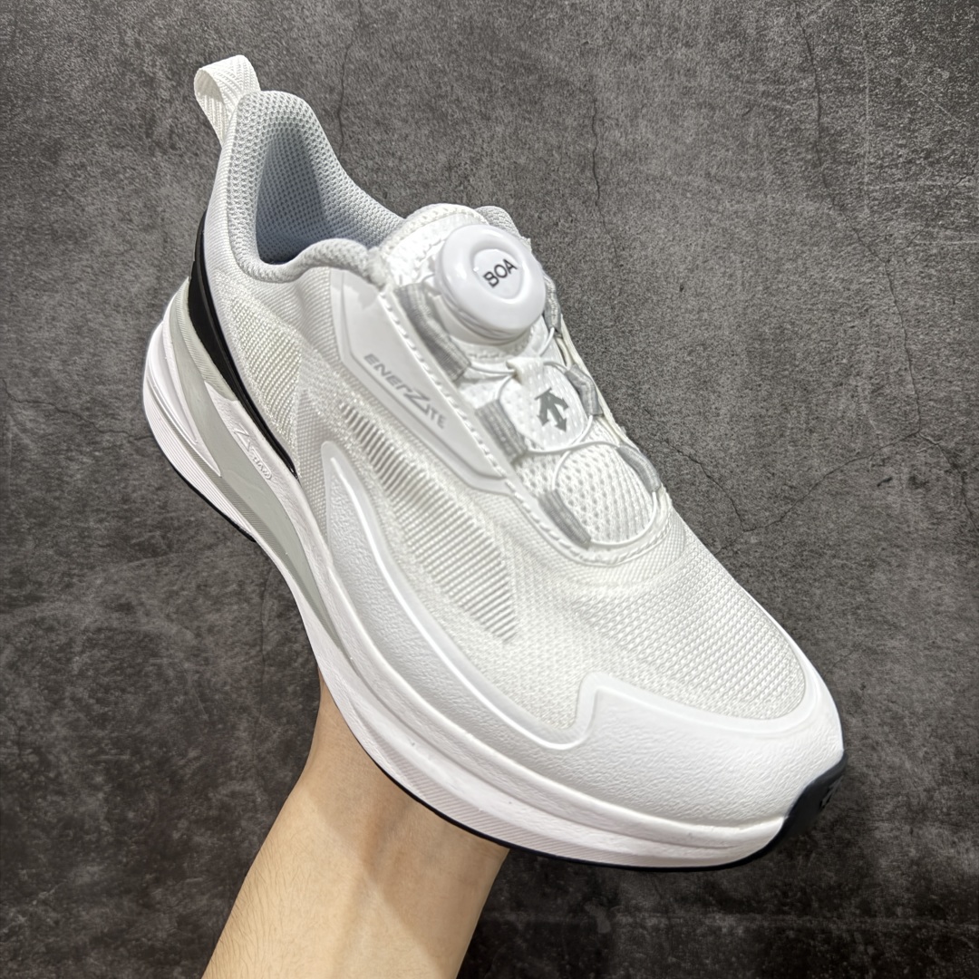  
【纯原】DESCENTE BOA 迪桑特 运动慢跑鞋 

大厂出品 非莞产顶级
透气针织鞋面搭配 B