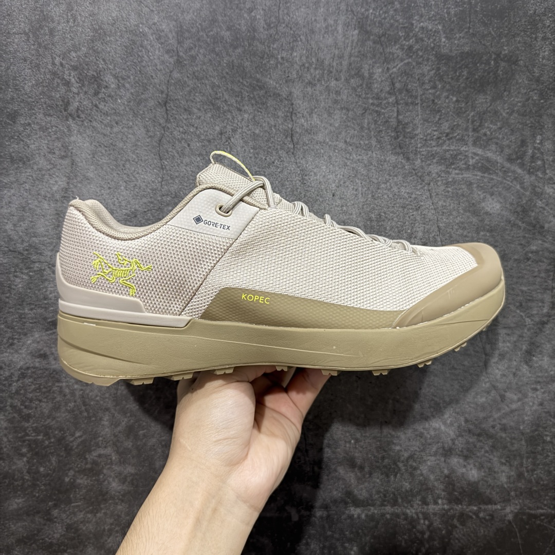  
【纯原版】始祖鸟ArcTeryx  Kopec GTX M 覆盖透气男越野跑鞋 卡其粉

正确后跟刺