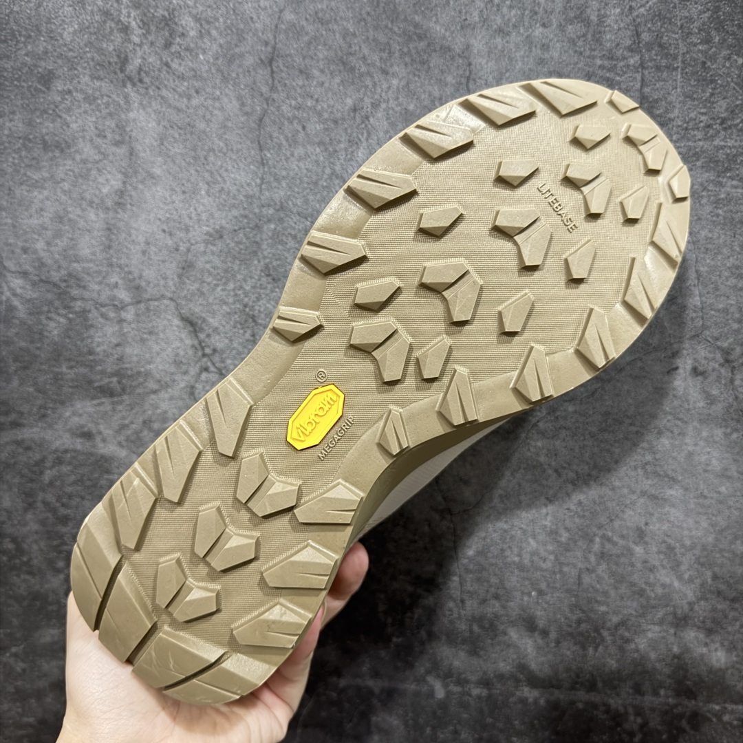  
【纯原版】始祖鸟ArcTeryx  Kopec GTX M 覆盖透气男越野跑鞋 卡其粉

正确后跟刺