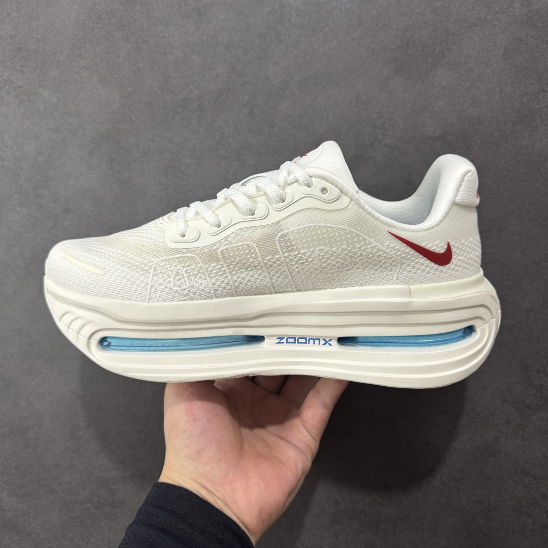 210    Nike VOMERO PREMIUM 耐克 舒适减震防滑 低帮跑步鞋 全掌ReactX泡绵中底 HQ2050-304