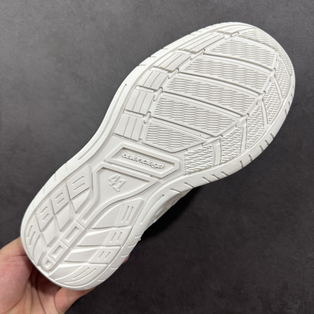  
【公司级H版】Balenciaga 巴黎世家 Hamptons 手工做旧款 牛皮革 复古圆头系带低帮